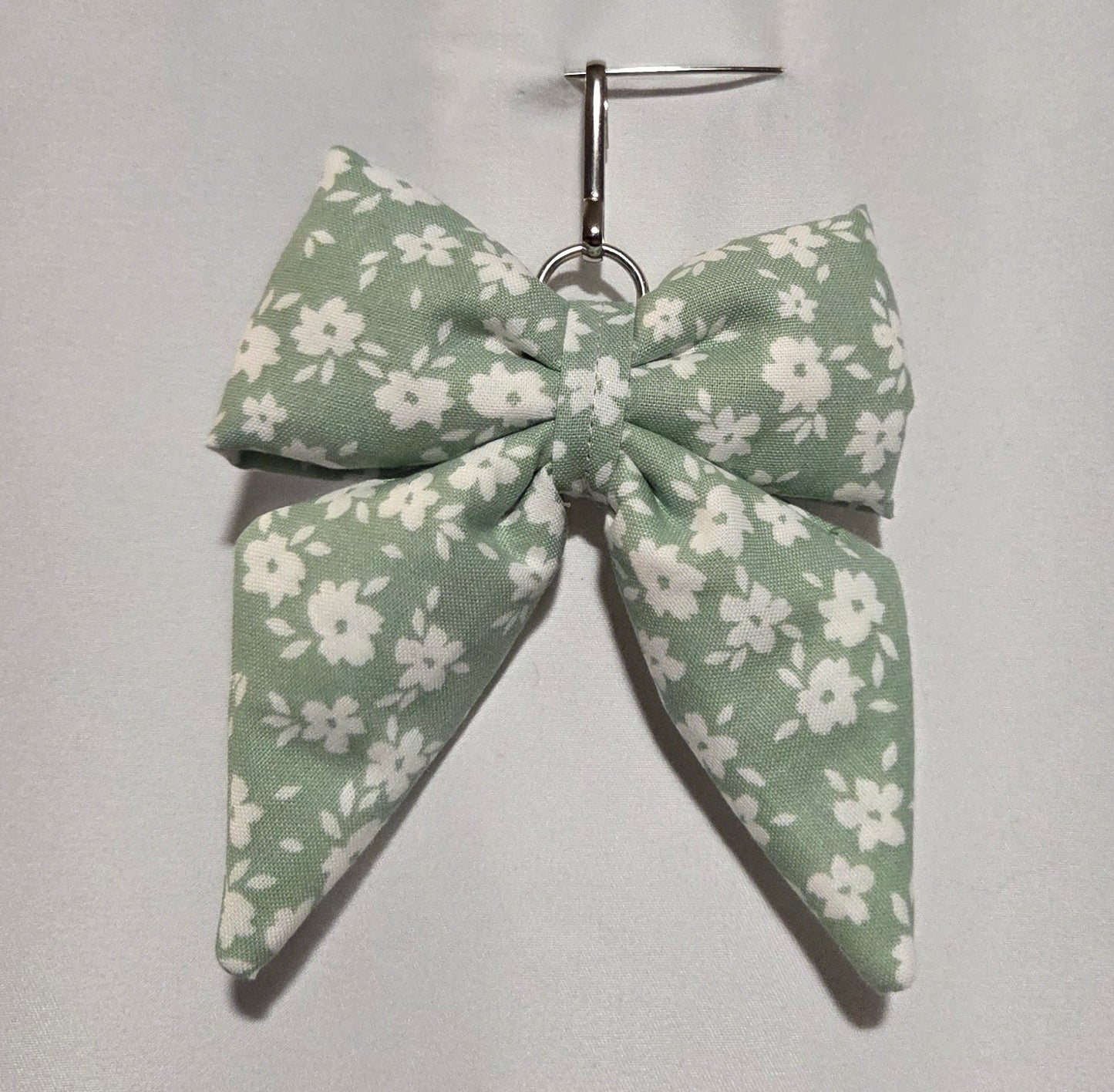 Puff bow key chain